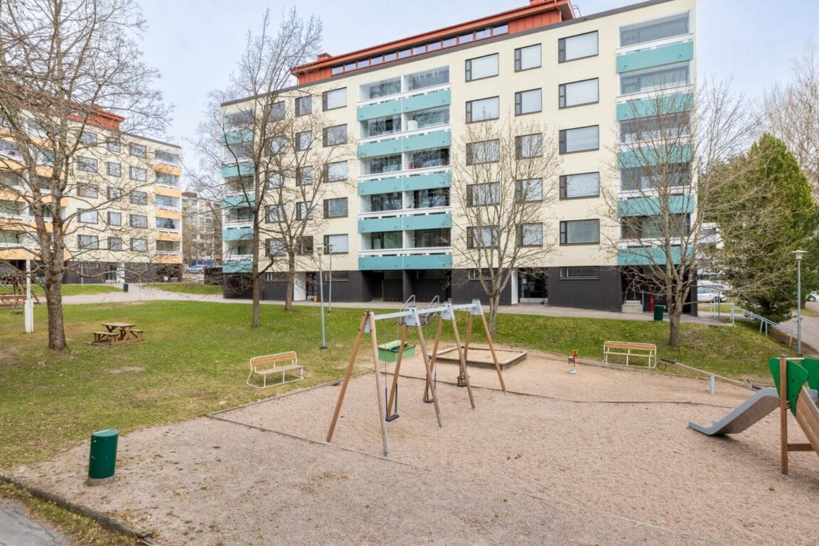 Nuijatie 11, Vantaa (Rajatorppa, Vapaala)