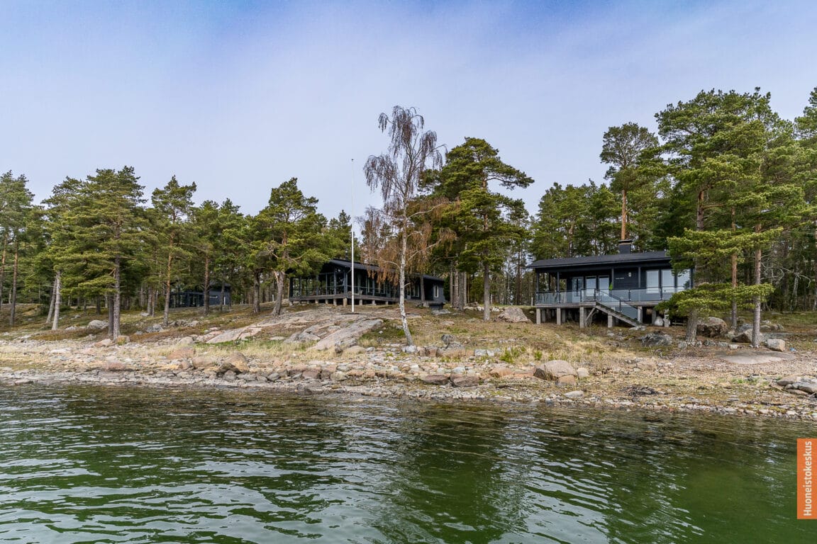 Kustavi, Kustavi (Kustavi)