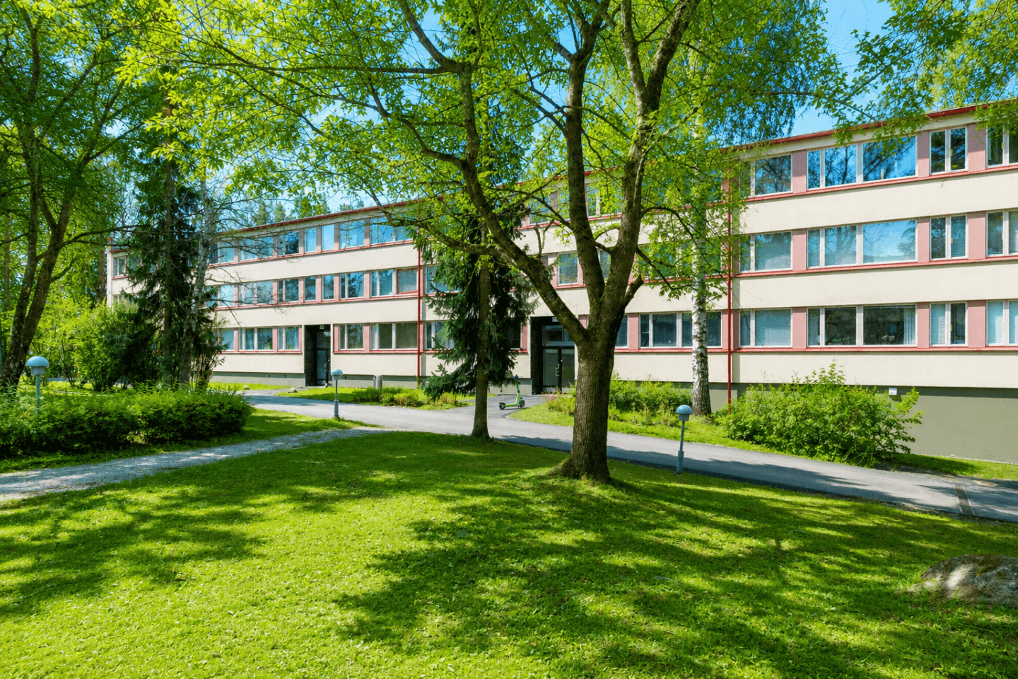 Kaivosrinteentie 2, Vantaa (Kaivoksela), Kuva 1