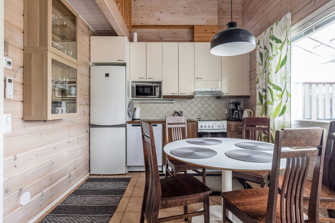 Hovilantie 3, Tahkovuori (Tahkovuori)