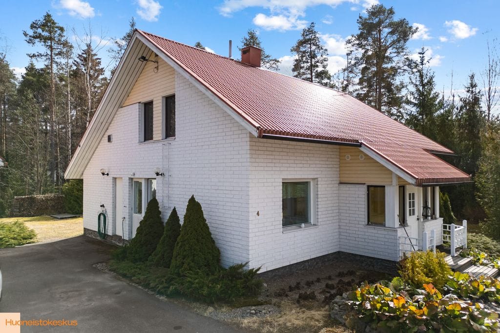 Vasankatu 4, Imatra (Karhukallio)