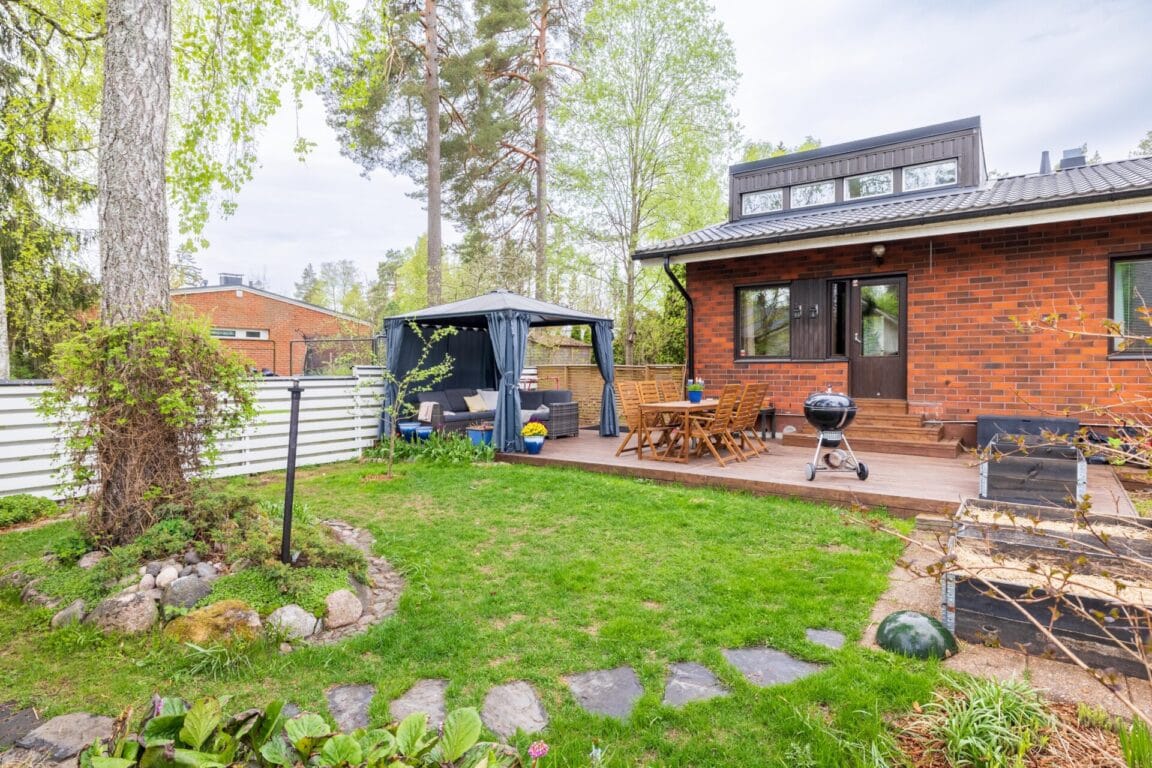 Vaakatie 30b, Vantaa (Koivuvaara, Hämevaara)