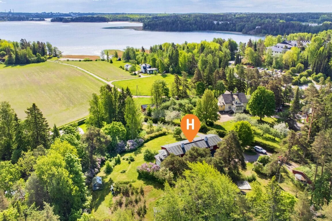 Sjövikintie 18, Kirkkonummi (Luoma)