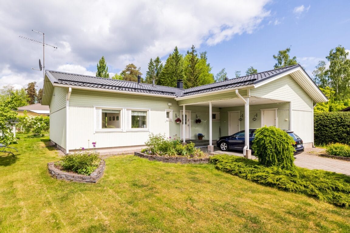 Valkovuokontie 16, Tuusula (Lahelanrinne)