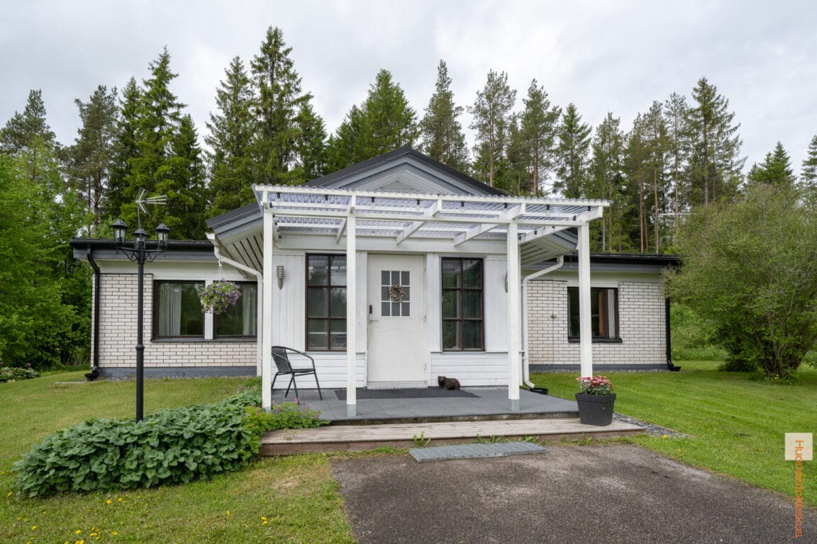 Järvikyläntie 155, Sievi (Järvikylä)