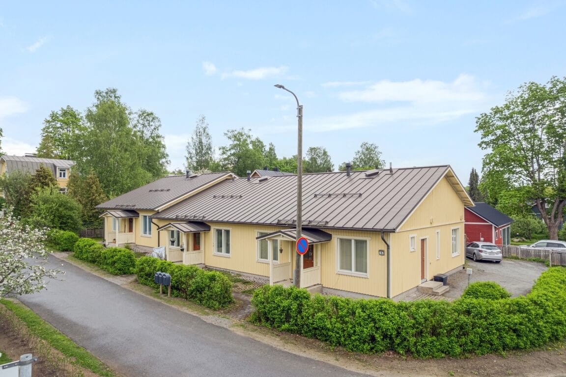 Juhontie  8, Hämeenlinna (Asemantaka)