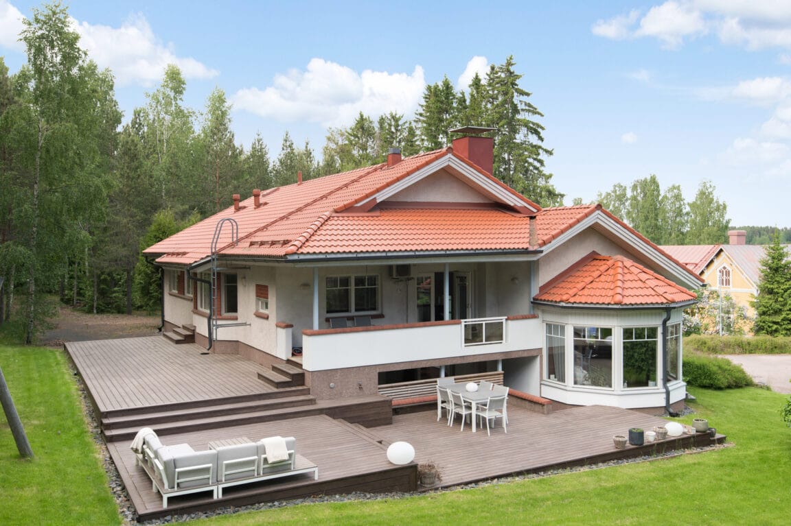 Puntuntie 24, Hyvinkää (Ylikylä)