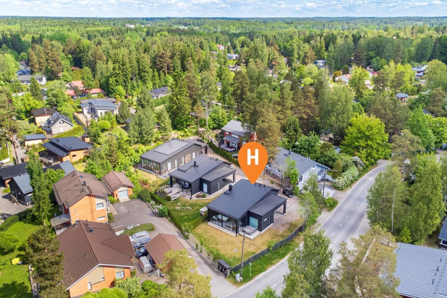 Laurintie 73 A, Vantaa (Päiväkumpu), Kuva 1
