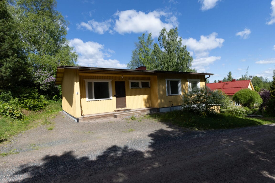 Nikkimäentie 3, Karkkila (Etu-Vattola)