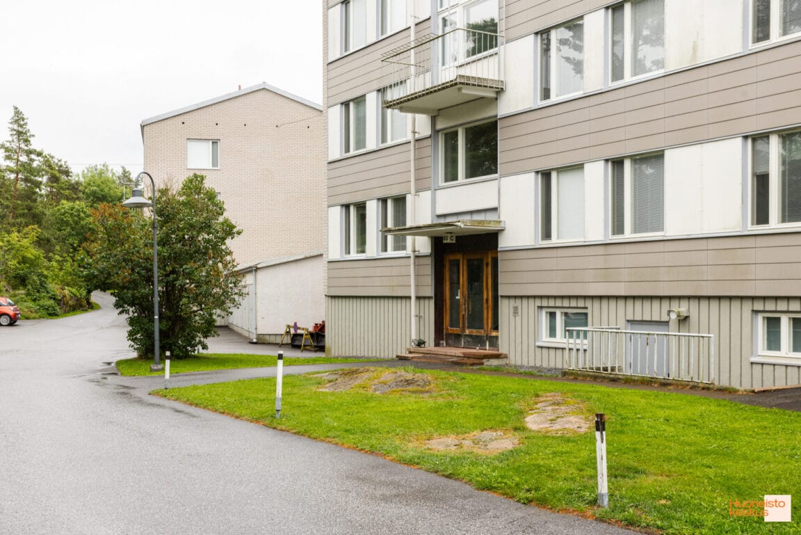 Rakuunatie 60, Turku (Vasaramäki)