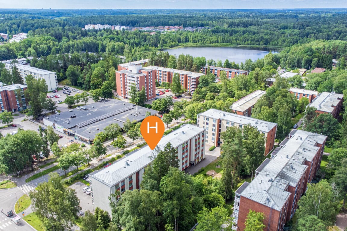 Lammaslammentie 10, Vantaa (Pähkinärinne)