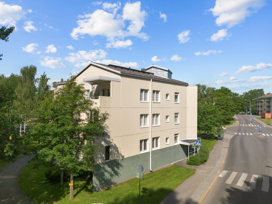Koivikkotie 10, Helsinki (Maunula)