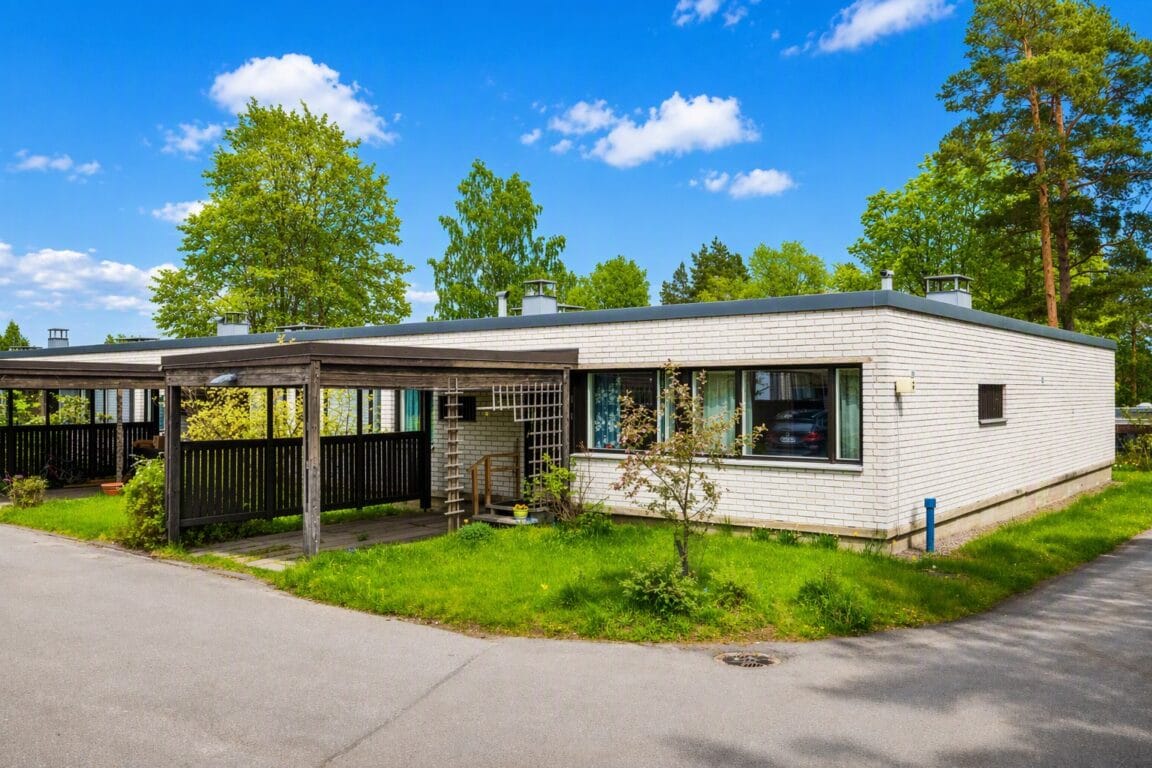 Porslahdentie 23, Helsinki (Vuosaari)