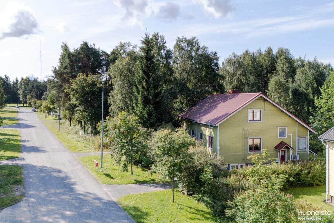 Varikkotie 20a, Oulu (Nokela)