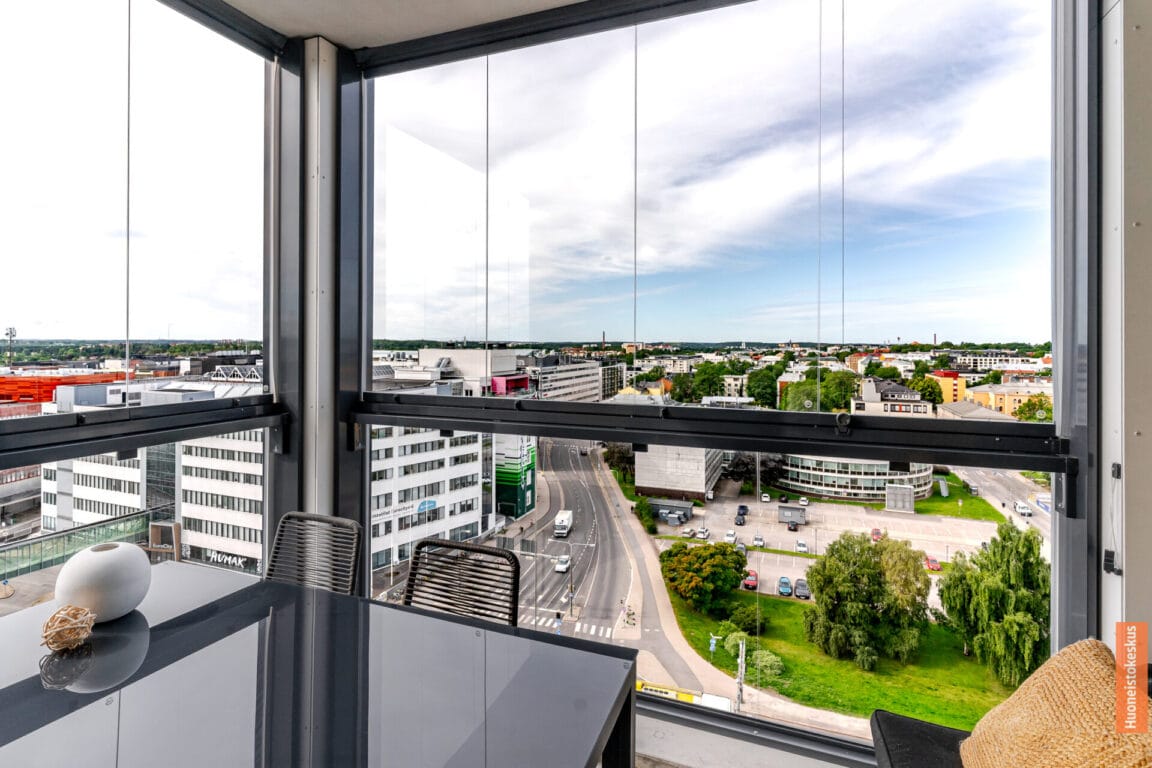 Joukahaisenkatu 2, Kupittaa (Kupittaa)