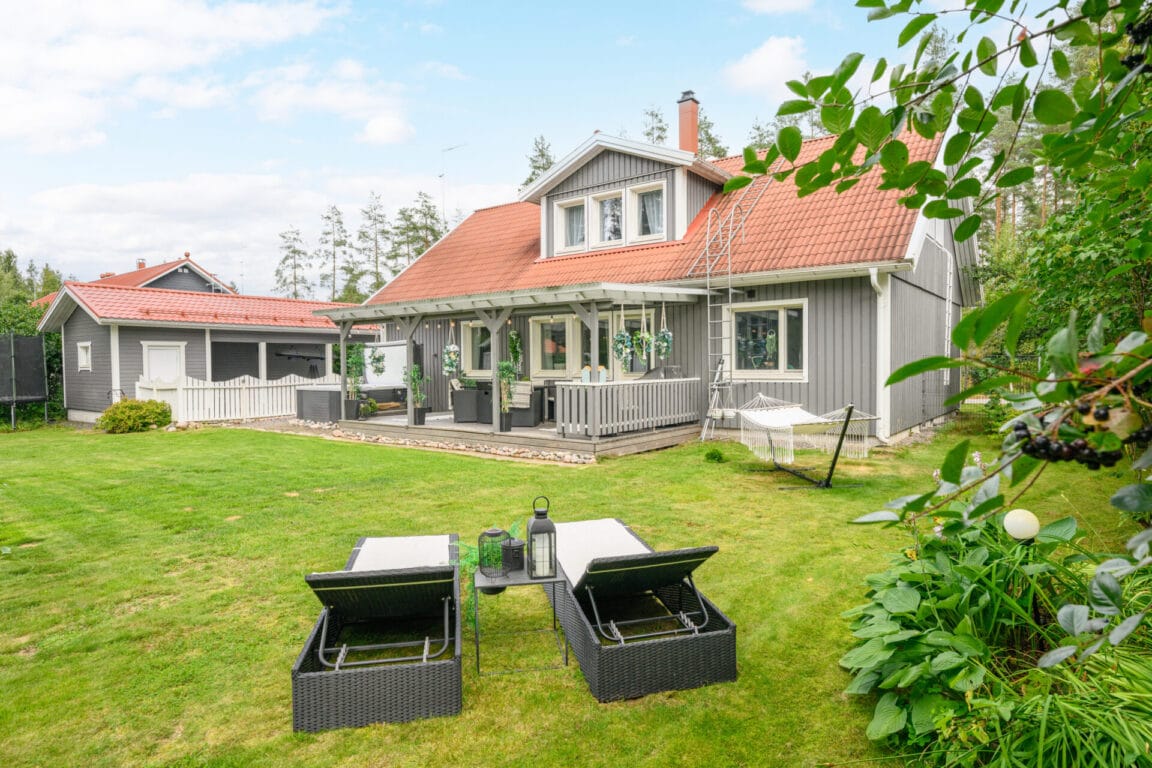 Mäntytie 15, Karkkila (Ahmoo)