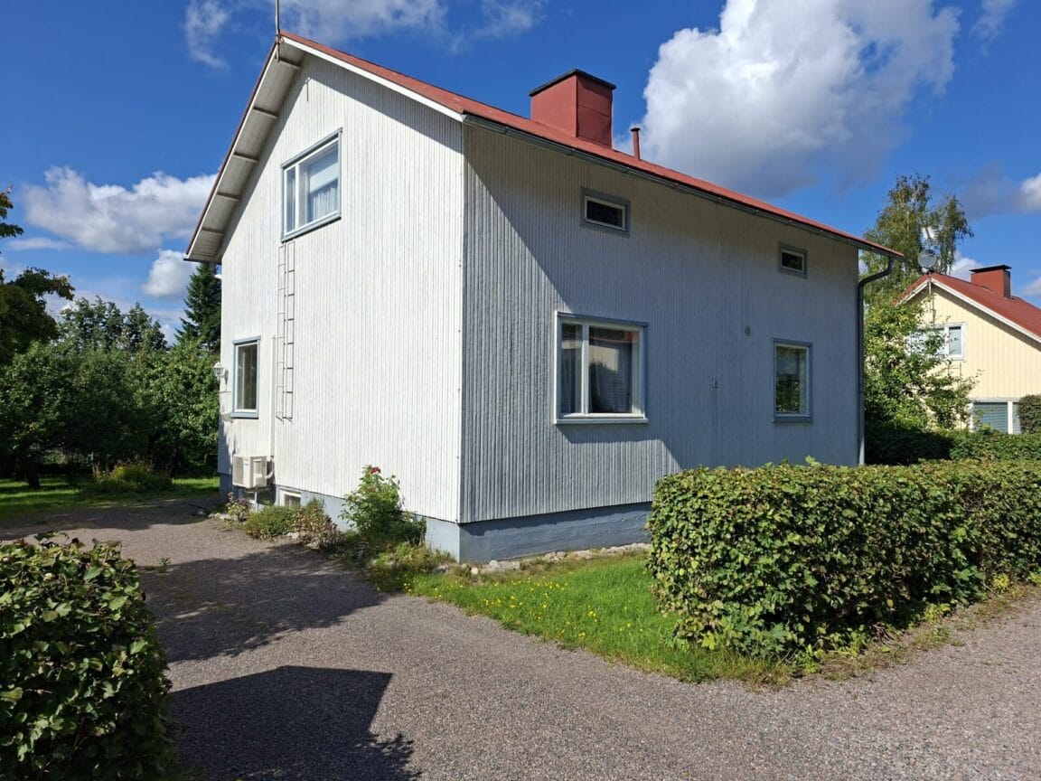 Toivikinkatu 8, Karkkila (Sudetti)