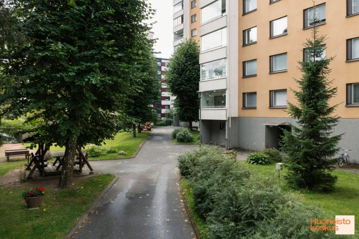 Nisse Kavon katu 6, Turku (Varissuo)