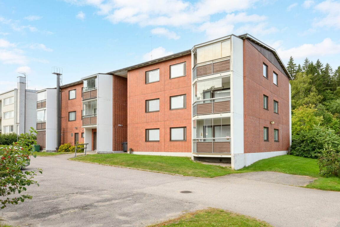Kahilaisentie 10, Karkkila (Keskusta)