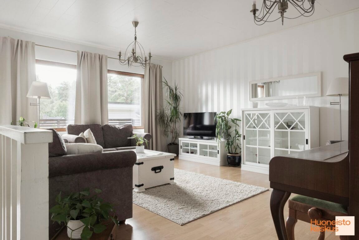 Heikinmäentie 13, Naantali (Heikinmäki)