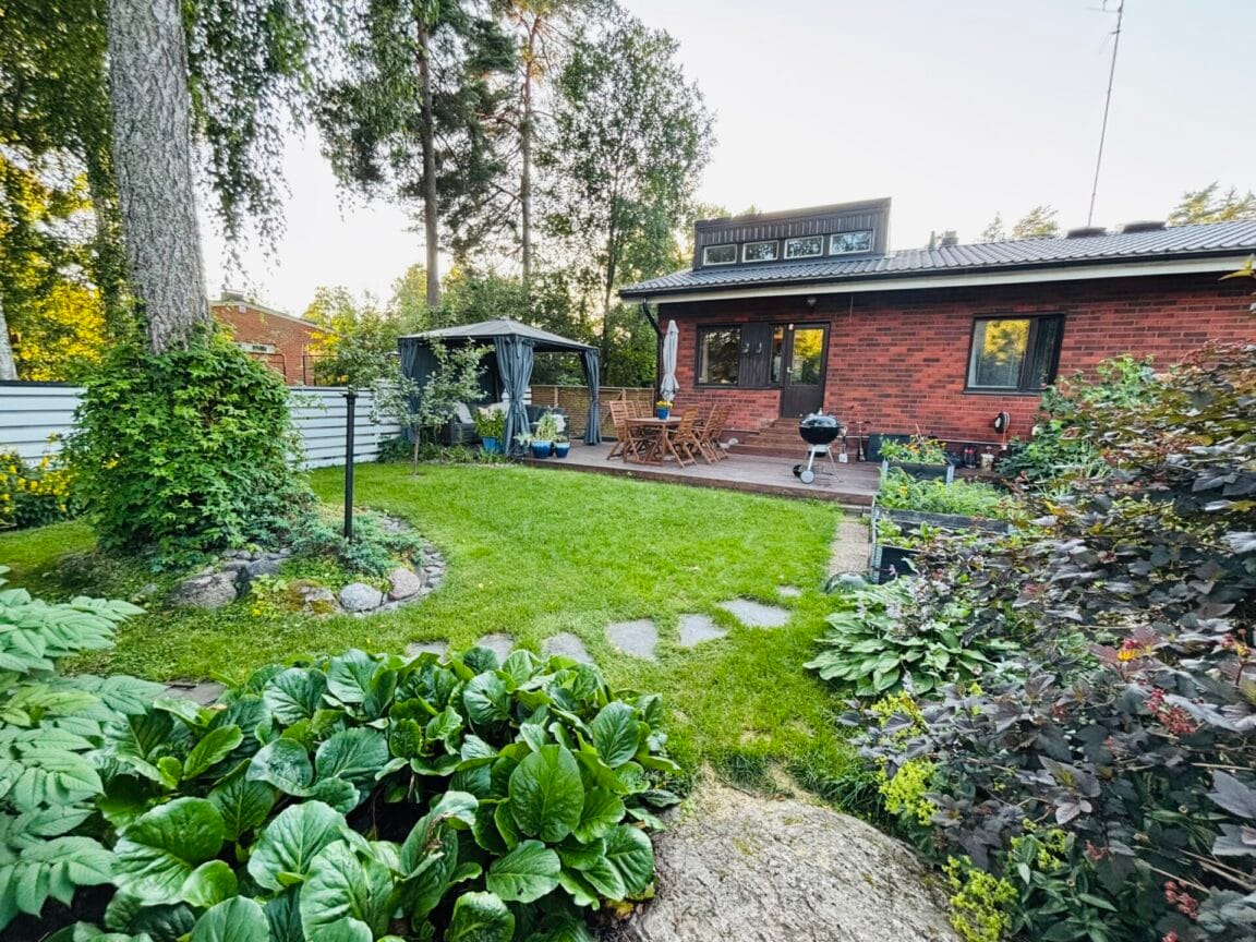 Vaakatie 30b, Vantaa (Koivuvaara, Hämevaara)