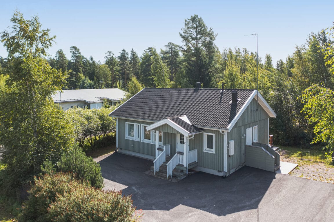 Hirvipolku 2, Loviisa (Isnäs)