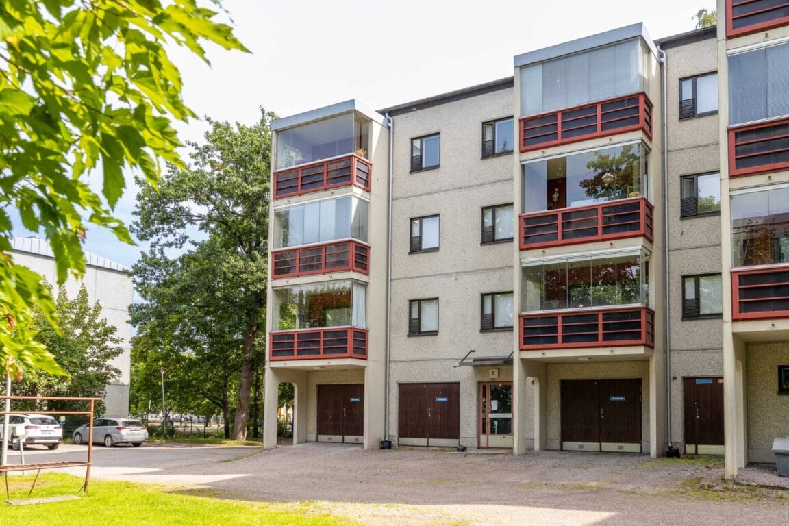 Talvikkitie 24, Vantaa (Viertola)