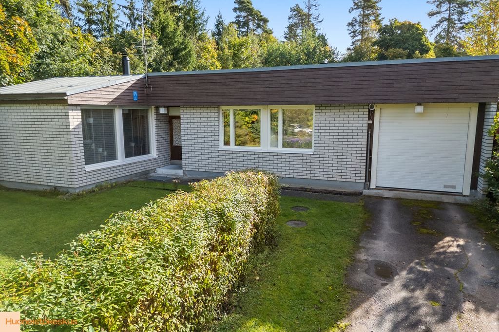 Muurahaisenkatu 8, Imatra (Sotkulampi)