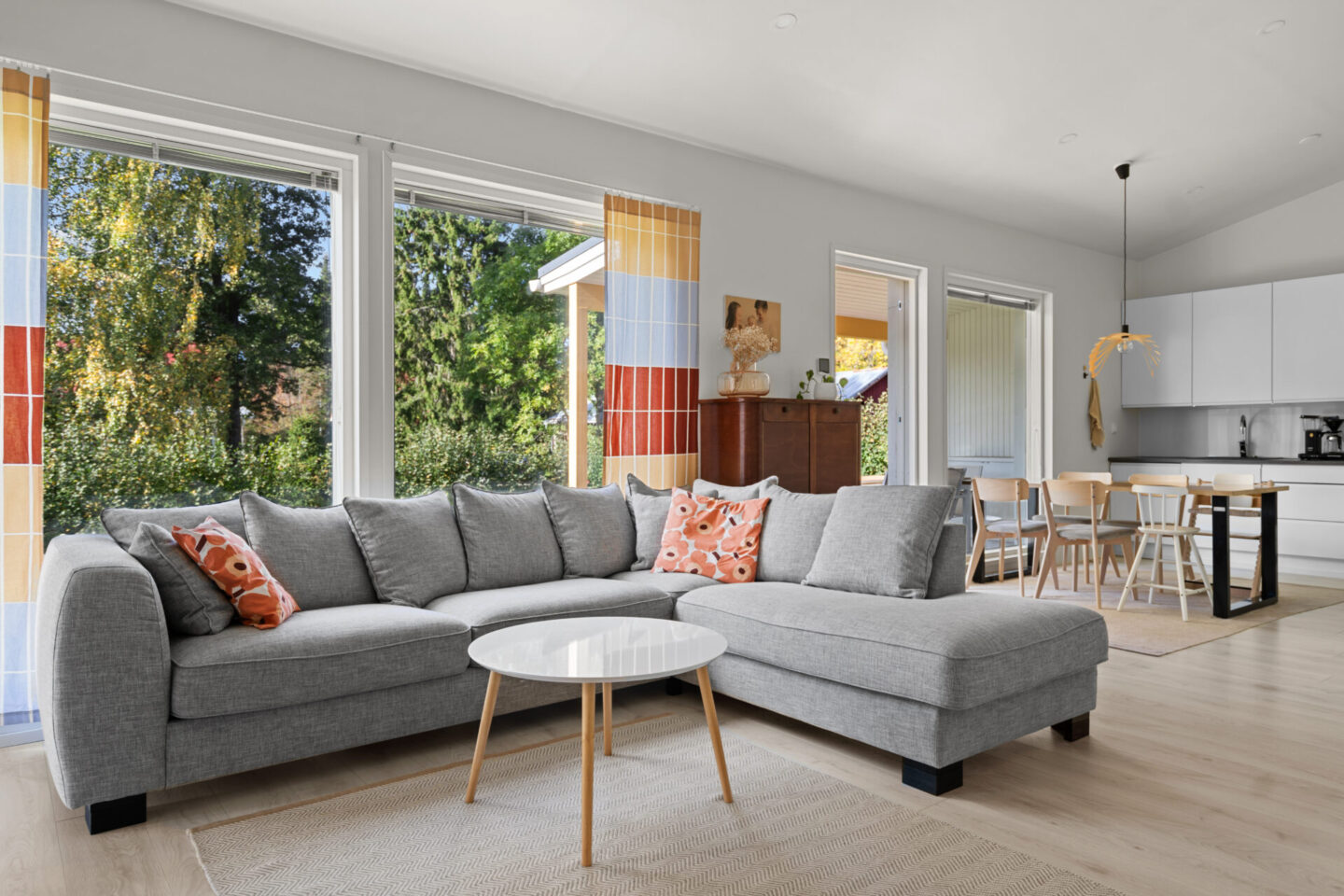 Casa, 99 m², terreny 1345 m²