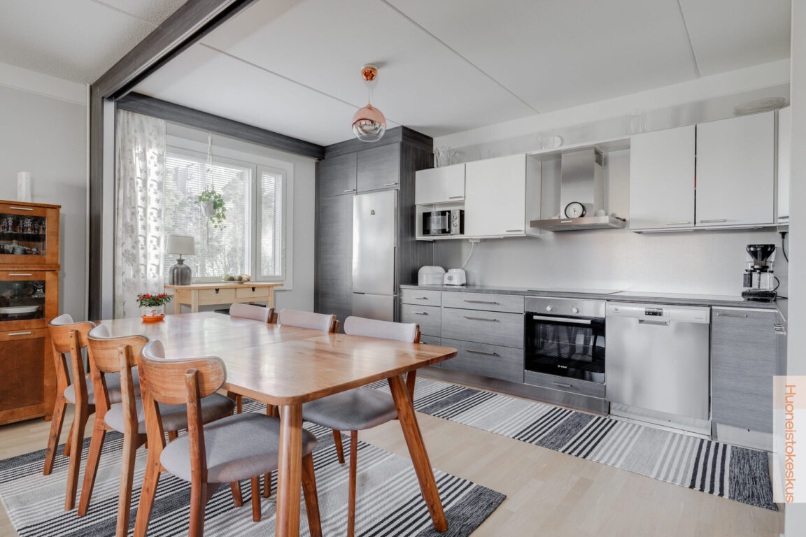Kuivastie 12, Oulu (Tuira)
