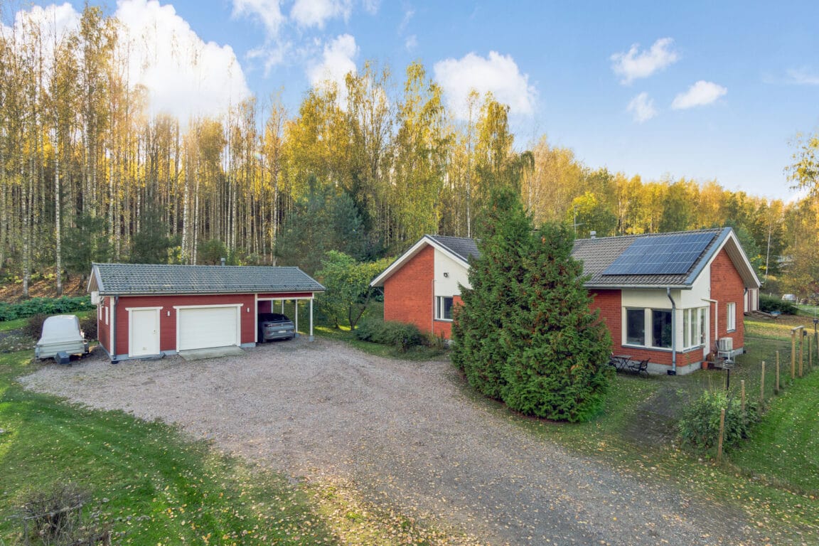 Vähähiidentie 215, Turenki (Turenki)