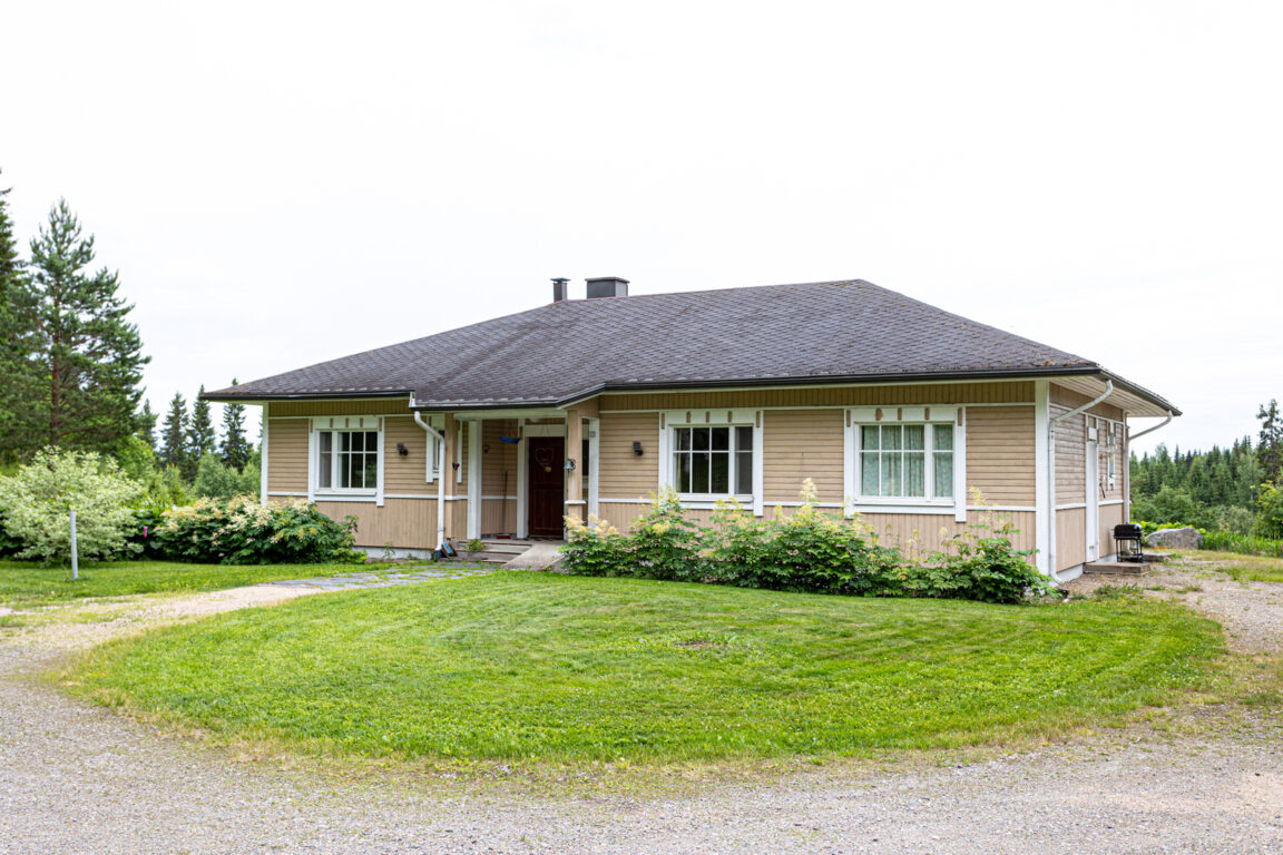 Möykkymäentie 99, Tuusniemi (Ohtaanniemi)