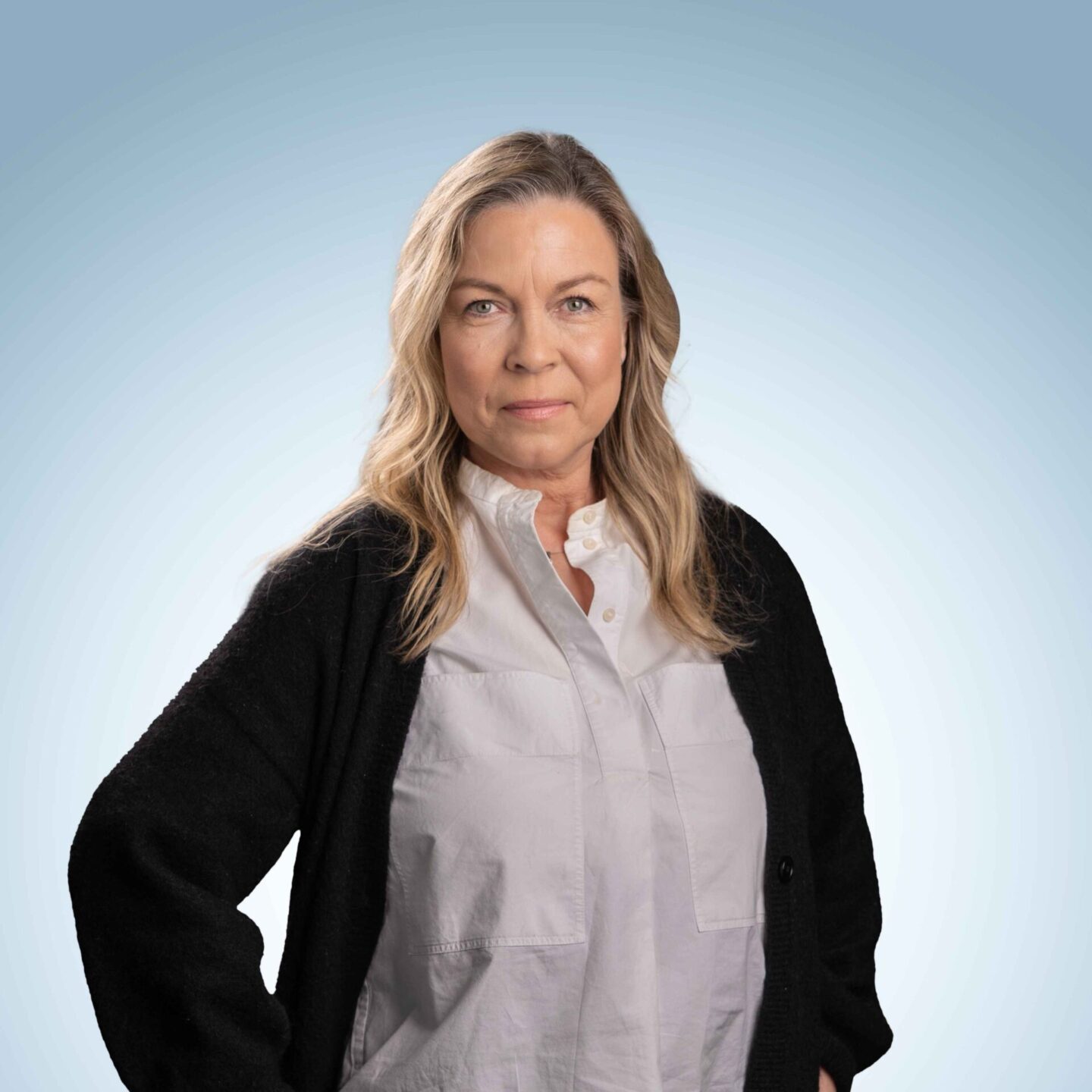 Kiinteistönvälittäjä, LKV, LVV, KTM, sisustussuunnittelija Sari Vartia