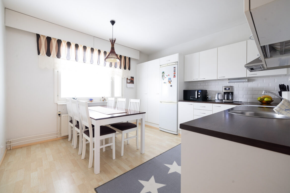 Turjankatu 4, Lapua (Kiviristi)