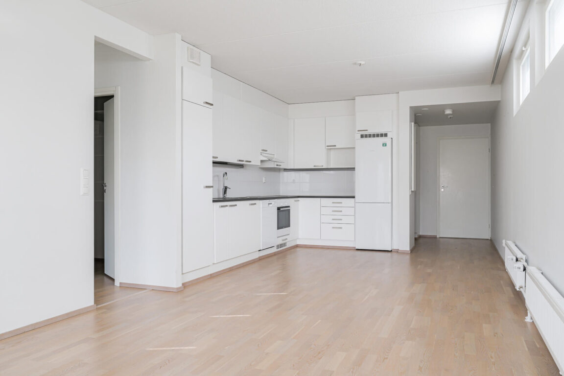 Venevalkamantie 2, Kauniainen (Kauniainen)