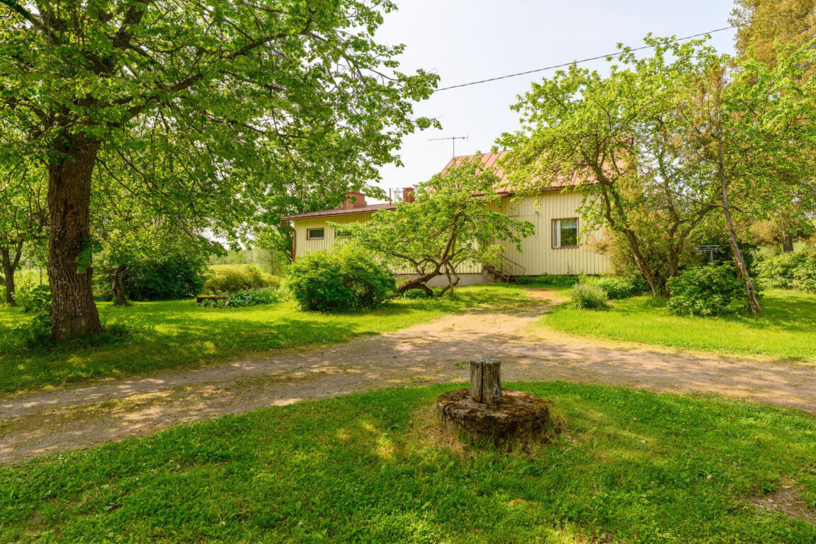 Kuninkaanmaantie 29, Karkkila (Haapala)