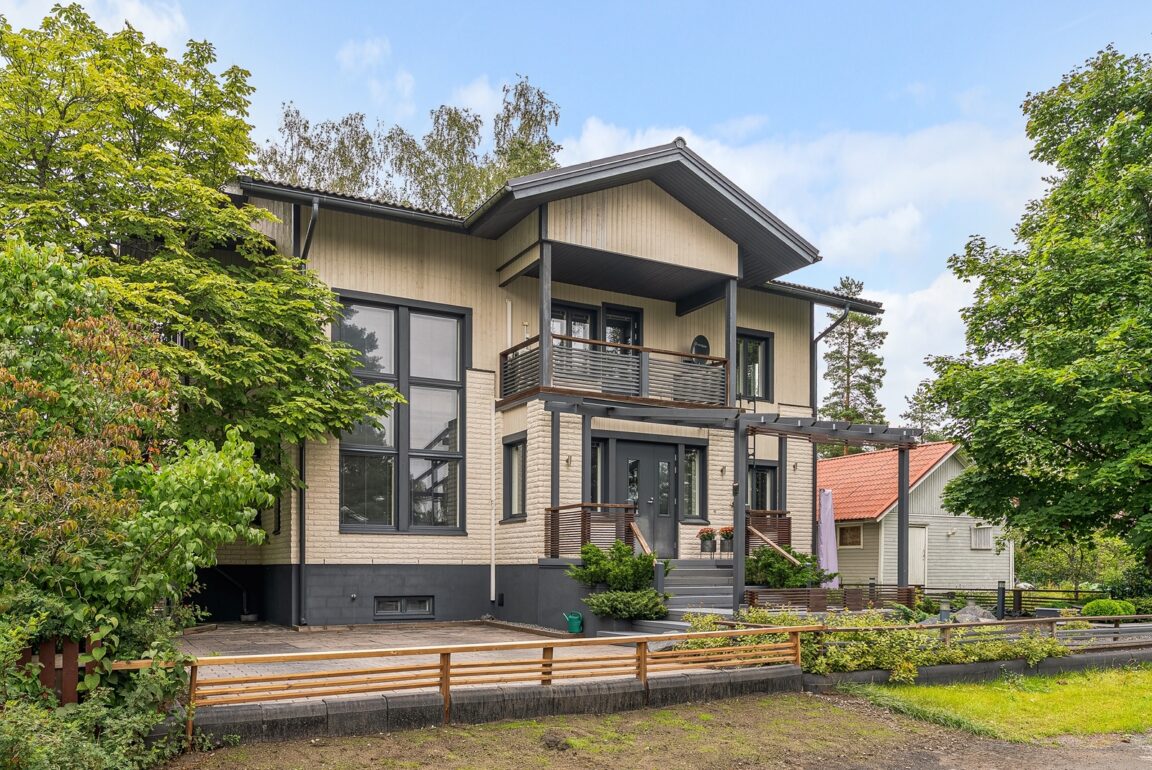 Palokankaankatu 13B, Hyvinkää (Mustamännistö)