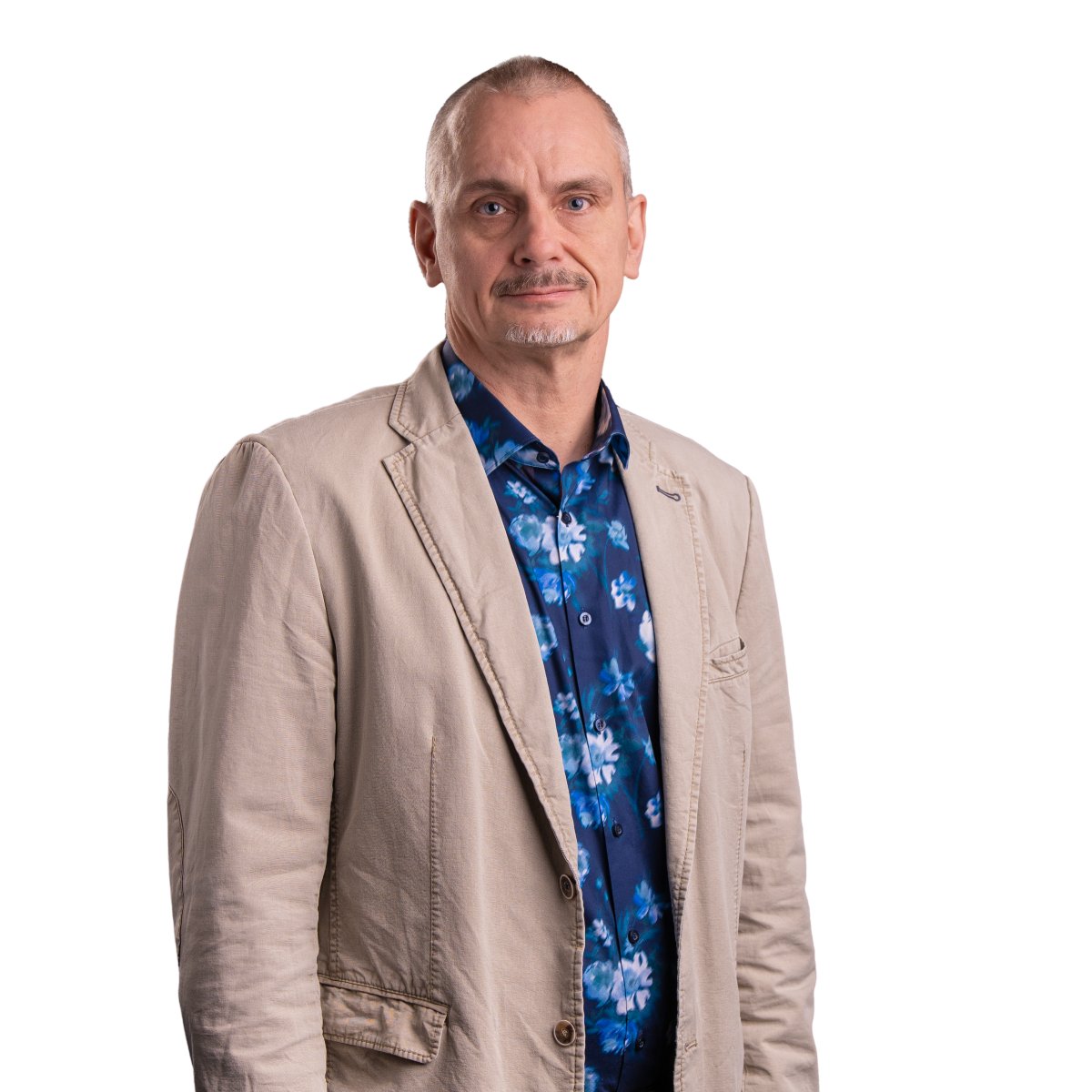 Kiinteistönvälittäjä, LKV Jan Klenberg