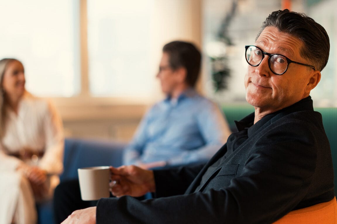 Huoneistokeskus_myymässä_myyjän_opas_asunnon_myynti_ja_verot_hero