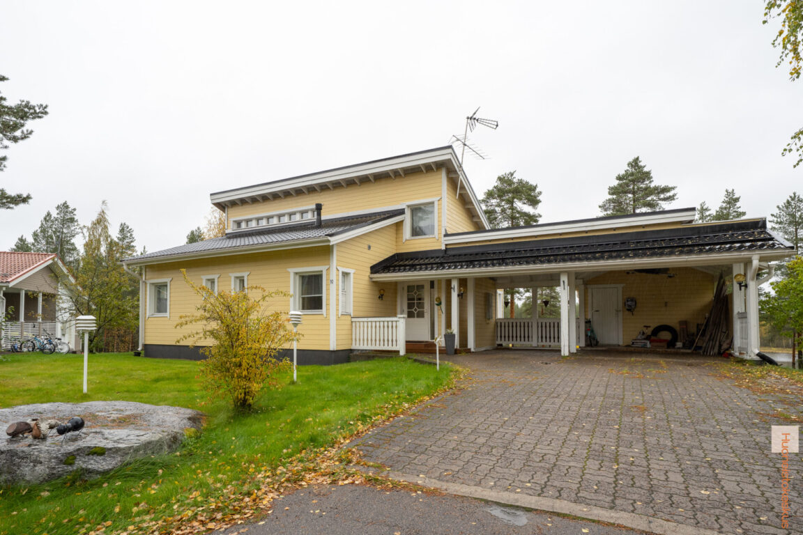 Rantatie 10, Sievi (Villenjärvi)