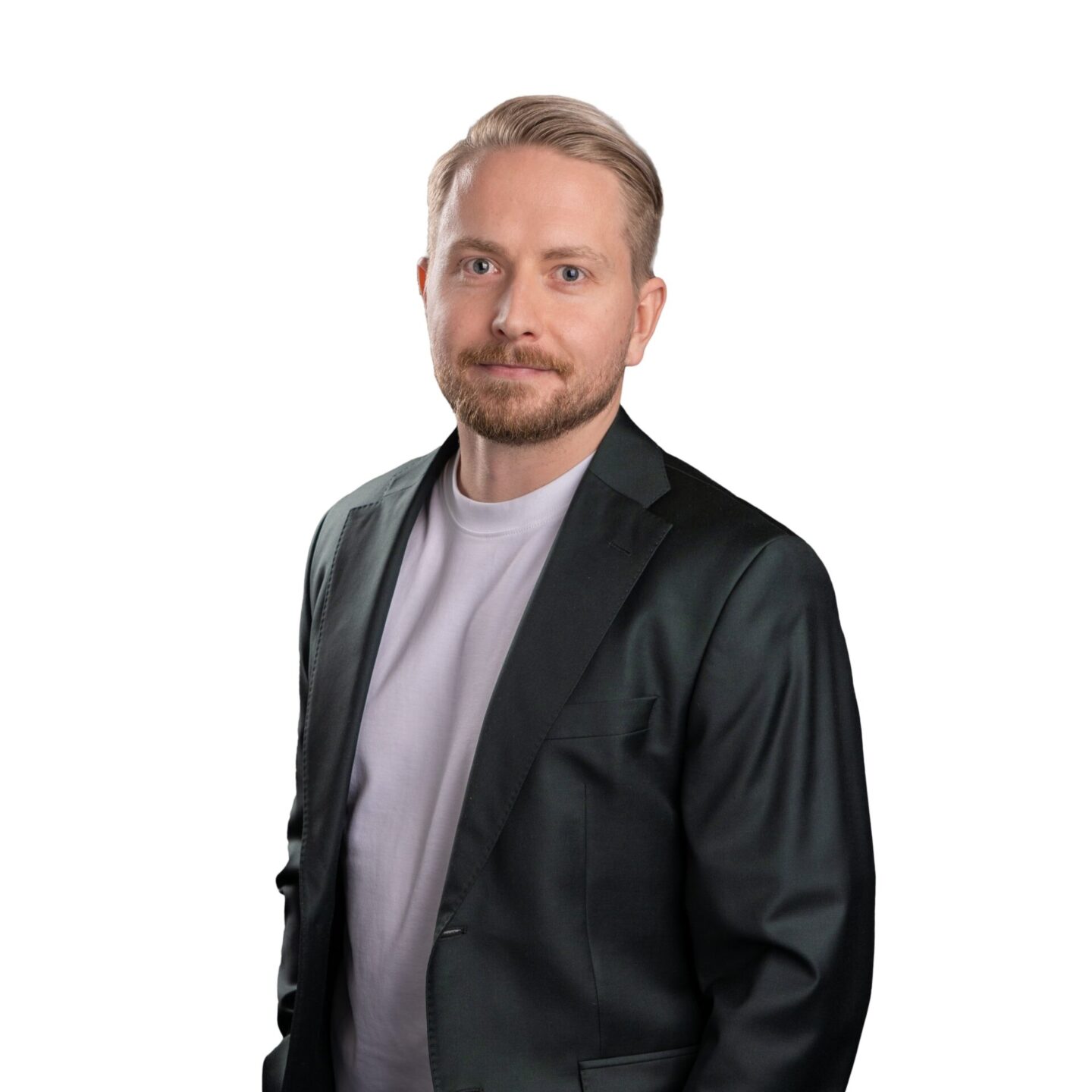 Asuntomyyjä Jesse Mäki-Tanila