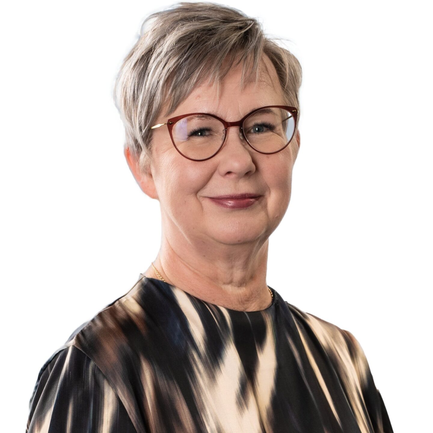 Ylempi kiinteistönvälittäjä, YKV, LKV Mona Sinyan